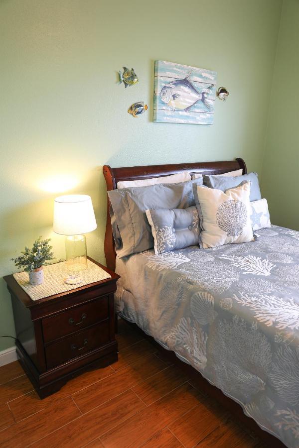 Dolphin Bay In Boca Ciega Resort - 2Br, Pool, Bay View St. Petersburg Exterior photo